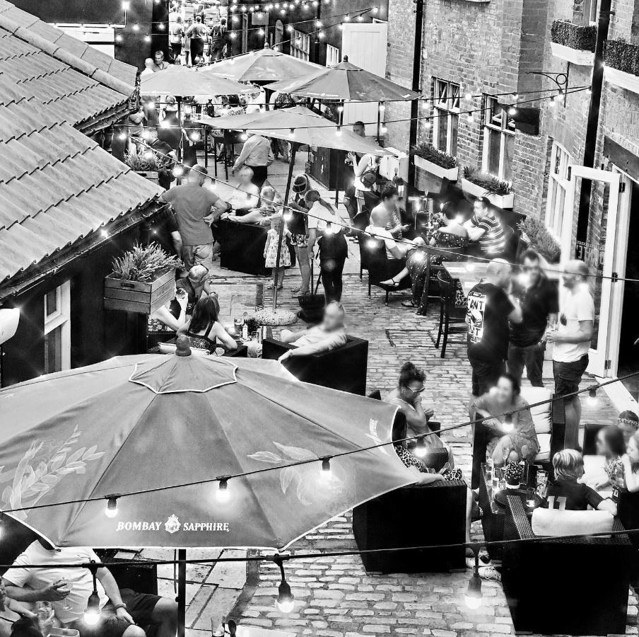 The Herbalist Rooms Retford Exterior foto